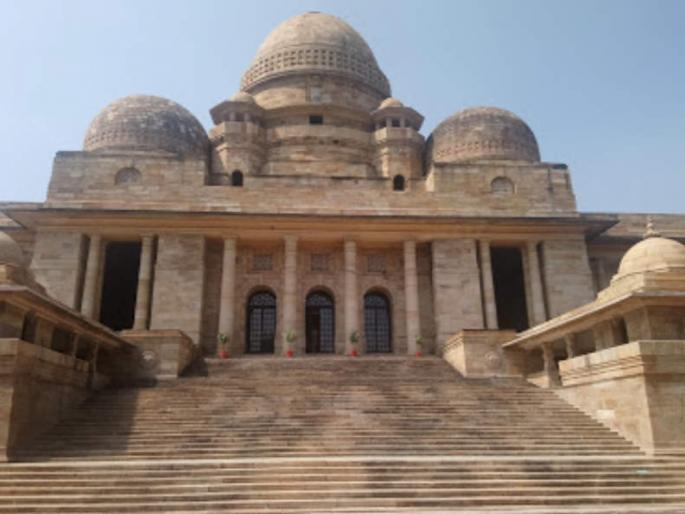 Medical Robotic Surgery Controversy Systems Purchase Order Challenged mumbai high court | मेडिकलची रोबोटिक सर्जरी वादात, सिस्टिम खरेदी आदेशाला आव्हान Medical Robotic Surgery Controversy Systems Purchase Order Challenged mumbai high court | मेडिकलची रोबोटिक सर्जरी वादात, सिस्टिम खरेदी आदेशाला आव्हान