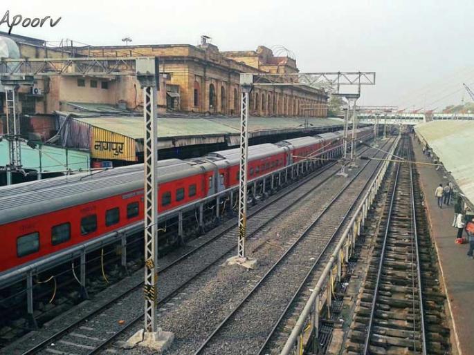 The COP shed on the platform of the railway station will be removed! | रेल्वे स्थानकातील फलाटावरील सीओपी शेड काढले जाणार!