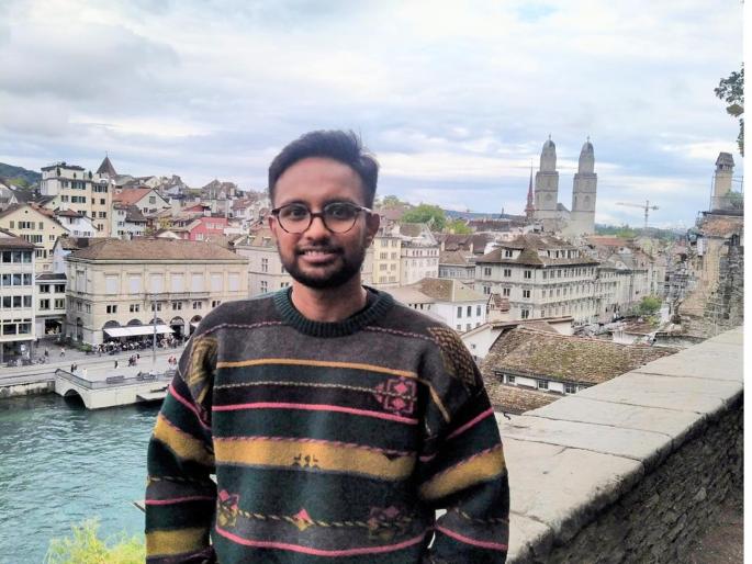 Shantanu wins prestigious European fellowship on the strength of his intelligence | स्पेशल स्टोरी: बुद्धिमत्तेच्या बळावर युरोपच्या प्रतिष्ठित फेलोशिपसाठी शंतनूने घेतली गगनभरारी