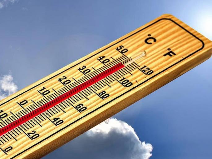 Nagpur residents experience 43 degree heat, sweat dripping from their bodies | नागपूरकरांना ४३ अंशाचे चटके, अंगातून घामाच्या धारा; ‘मे’ची कसर जून महिन्यात Nagpur residents experience 43 degree heat, sweat dripping from their bodies | नागपूरकरांना ४३ अंशाचे चटके, अंगातून घामाच्या धारा; ‘मे’ची कसर जून महिन्यात