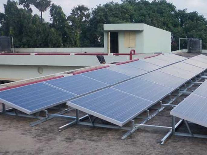 Solar light was stopped for not getting approval from Nagpur ZP | नागपूर जि.प.कडून मंजुरी न मिळाल्यामुळे सोलरचा प्रकाश थांबला