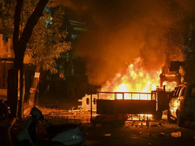 Special Article on Nagpur Violence Hindu Muslim riots in Mahal area | आग ना हिंदू ओळखते, ना मुसलमान! दंगलीमुळे देशाचे भविष्य जाळायचा हक्क कुणालाही नाही! Special Article on Nagpur Violence Hindu Muslim riots in Mahal area | आग ना हिंदू ओळखते, ना मुसलमान! दंगलीमुळे देशाचे भविष्य जाळायचा हक्क कुणालाही नाही!