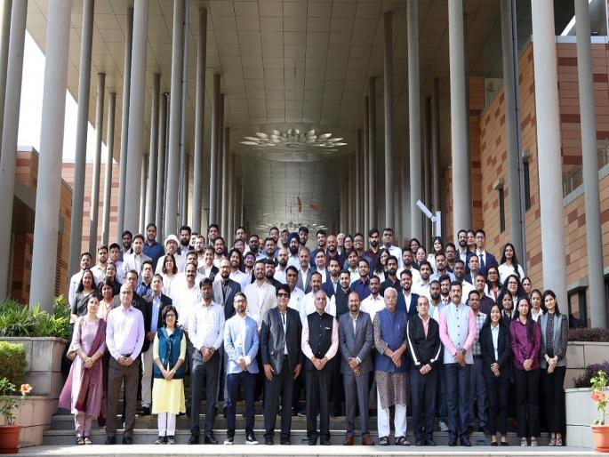 373 applications received from all over the world for IIM Nagpur's 'Blended M. B. A.', 83 candidates selected | आयआयएम नागपूरच्या ‘ब्लेंडेड एम. बी. ए.’ साठी जगभरातून आले ३७३ अर्ज, ८३ उमेदवारांची निवड