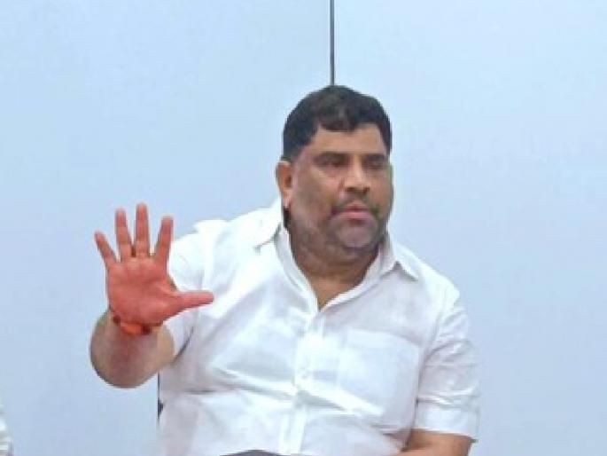 Forest range officer committed corruption worth three crores, Vaibhav Naik complained to the Forest Minister and the Forest Secretary | वनपरिक्षेत्र अधिकाऱ्याने केला तीन कोटींचा भ्रष्टाचार, वैभव नाईक यांची वनमंत्र्यांसह वनसचिवांकडे तक्रार Forest range officer committed corruption worth three crores, Vaibhav Naik complained to the Forest Minister and the Forest Secretary | वनपरिक्षेत्र अधिकाऱ्याने केला तीन कोटींचा भ्रष्टाचार, वैभव नाईक यांची वनमंत्र्यांसह वनसचिवांकडे तक्रार