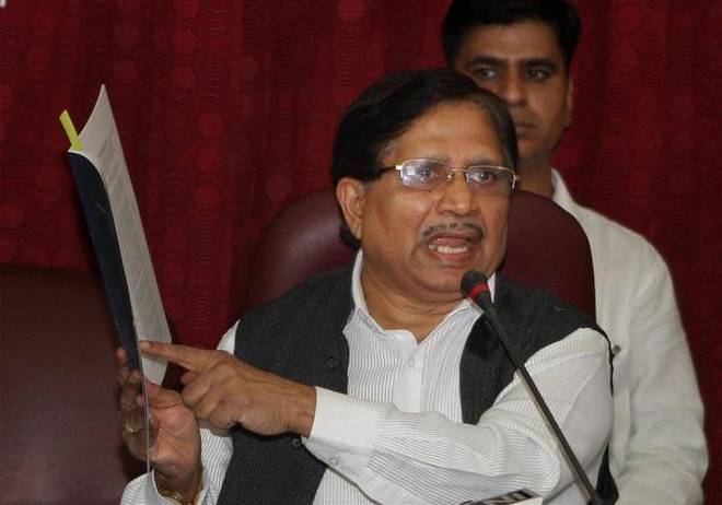 Parrikar, this is the censorship of MLAs! | ही तर पर्रीकरांनी आमदारांना लावलेली सेन्सॉरशिप!