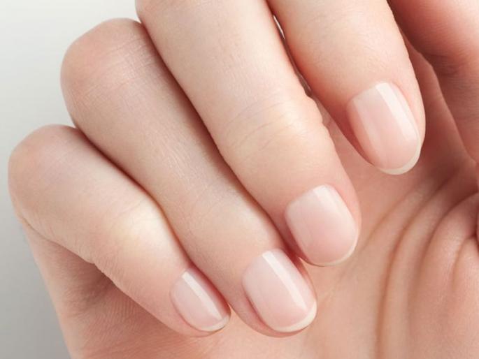 Use garlic for strong nails | कमजोर नखांची समस्या दूर करण्यासाठी 'हा' उपाय करा