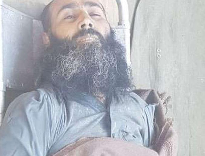Lashkar wins another deadly terrorist in Kashmir, reward of 10 lakhs on his head | लष्कराने काश्मीरमध्ये आणखी एका खतरनाक दहशतवाद्याचा केला खात्मा, डोक्यावर होते 10 लाखाचे इनाम Lashkar wins another deadly terrorist in Kashmir, reward of 10 lakhs on his head | लष्कराने काश्मीरमध्ये आणखी एका खतरनाक दहशतवाद्याचा केला खात्मा, डोक्यावर होते 10 लाखाचे इनाम