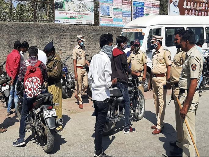 Aurangabad City police marathon Nakabandi ; Checkpoints in the whole city due to increasing theft incidents | शहर पोलिसांची मॅरेथॉन नाकाबंदी; वाढत्या चोरींच्या घटनांमुळे चोकाचौकात तपासणी मोहीम 