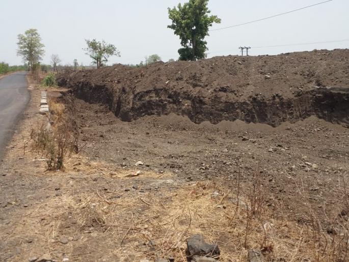 Before the monsoon, the drainage of Bhopalpend river drains | पावसाळ्यापूर्वी भोपळपेंड नदीच्या नाल्यांचे खोलीकरण