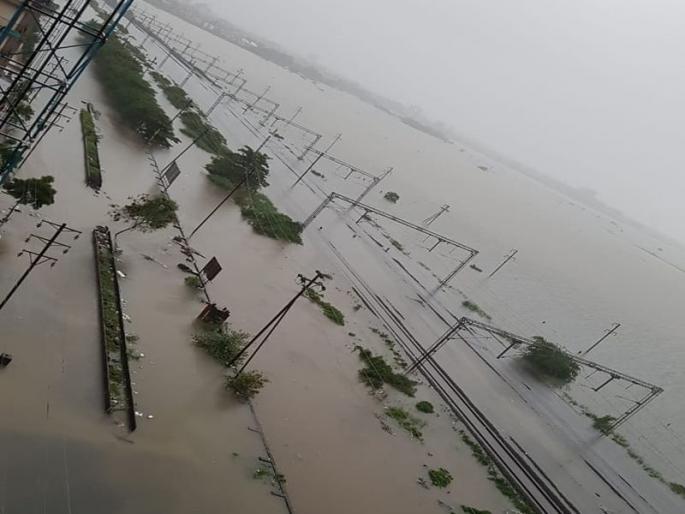 3 lac subscribers of MSEDCL have suffered Due to heavy rain | महावितरणच्या 3 लाख ग्राहकांना मुसळधार पावसाचा फटका 3 lac subscribers of MSEDCL have suffered Due to heavy rain | महावितरणच्या 3 लाख ग्राहकांना मुसळधार पावसाचा फटका