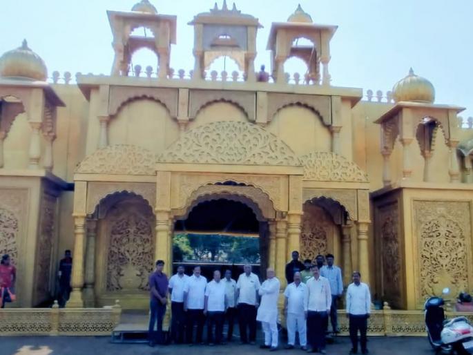 Preparations for Sriramkatha Naamsankirtan ceremony in final stage, ceremony to start from tomorrow in Sangli | श्रीरामकथा नामसंकीर्तन सोहळ्याची तयारी अंतिम टप्प्यात, सांगलीत उद्यापासून सोहळ्यास प्रारंभ Preparations for Sriramkatha Naamsankirtan ceremony in final stage, ceremony to start from tomorrow in Sangli | श्रीरामकथा नामसंकीर्तन सोहळ्याची तयारी अंतिम टप्प्यात, सांगलीत उद्यापासून सोहळ्यास प्रारंभ