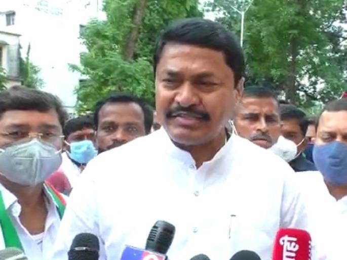 Time for farmers to throw onions on the streets due to BJP government s wrong policies congress leader Nana Patole | भाजपा सरकारच्या चुकीच्या धोरणांमुळे कांदा रस्त्यावर फेकण्याची शेतकऱ्यांवर वेळ : नाना पटोले Time for farmers to throw onions on the streets due to BJP government s wrong policies congress leader Nana Patole | भाजपा सरकारच्या चुकीच्या धोरणांमुळे कांदा रस्त्यावर फेकण्याची शेतकऱ्यांवर वेळ : नाना पटोले