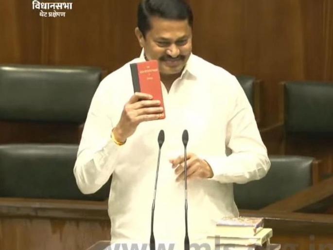 8 MLAs absent from swearing-in ceremony; The MLAs of Mva took oath the next day  | शपथविधीला ८ आमदार अनुपस्थित; मविआच्या आमदारांनी दुसऱ्या दिवशी घेतली शपथ  8 MLAs absent from swearing-in ceremony; The MLAs of Mva took oath the next day  | शपथविधीला ८ आमदार अनुपस्थित; मविआच्या आमदारांनी दुसऱ्या दिवशी घेतली शपथ