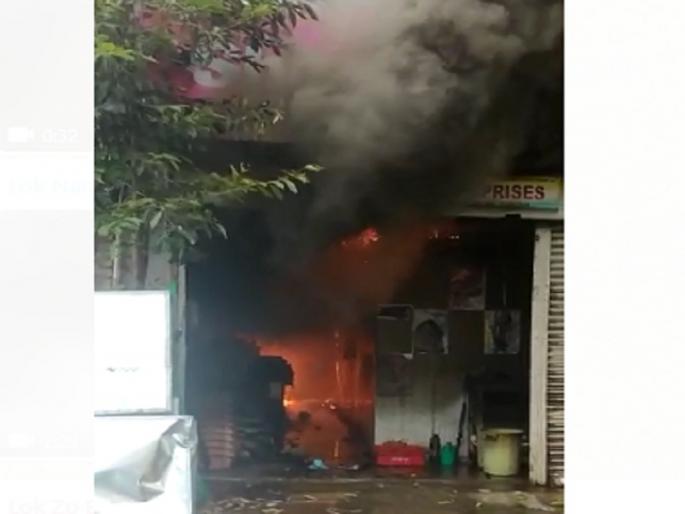 Fire at an ice cream factory in Nanded; Loss of millions | नांदेडमध्ये आइस्क्रीम फॅक्ट्रीला आग; लाखोंचे नुकसान Fire at an ice cream factory in Nanded; Loss of millions | नांदेडमध्ये आइस्क्रीम फॅक्ट्रीला आग; लाखोंचे नुकसान