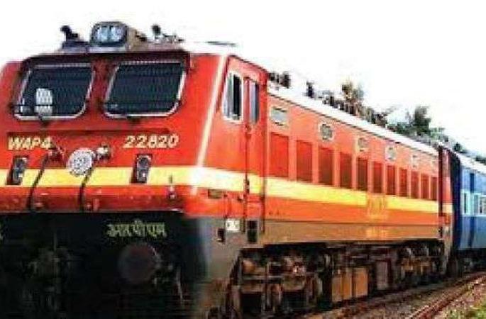 Nanded-Hazrat Nizamuddin special train will run again! | नांंदेड-हजरत निजामुद्दीन विशेष रेल्वे पुन्हा धावणार! Nanded-Hazrat Nizamuddin special train will run again! | नांंदेड-हजरत निजामुद्दीन विशेष रेल्वे पुन्हा धावणार!