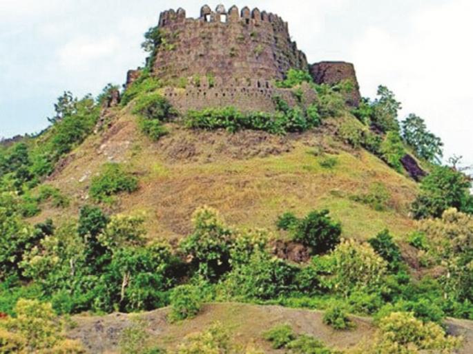 Mahur Ropeway questions will be completed in a month;Nitin Gadkari gives words to delegation | माहूरच्या रोपवेचा प्रश्न महिनाभरात मार्गी लागणार; नितीन गडकरी यांची शिष्टमंडळाला ग्वाही Mahur Ropeway questions will be completed in a month;Nitin Gadkari gives words to delegation | माहूरच्या रोपवेचा प्रश्न महिनाभरात मार्गी लागणार; नितीन गडकरी यांची शिष्टमंडळाला ग्वाही