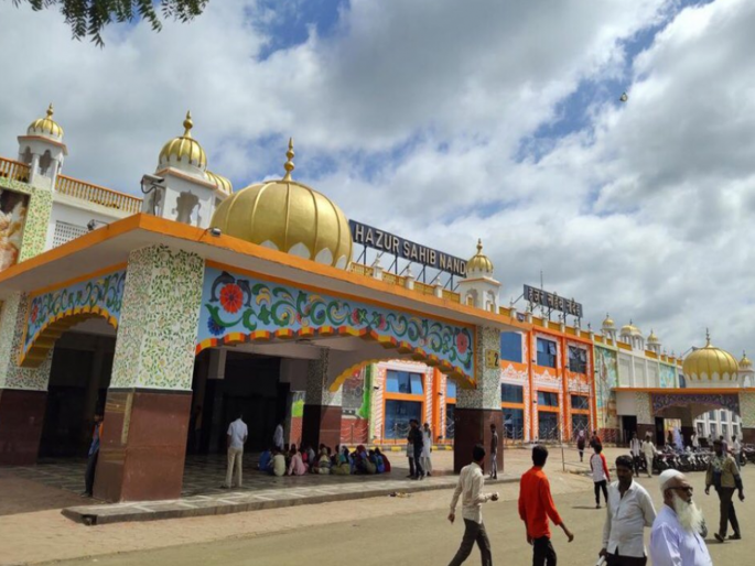 Elevators at Nanded railway station shut down due to unknown persons breaking doors, third such incident in a year | अज्ञाताने दरवाजे तोडल्याने नांदेड रेल्वे स्थानकावरील लिफ्ट बंद, वर्षभरातील तिसरी घटना Elevators at Nanded railway station shut down due to unknown persons breaking doors, third such incident in a year | अज्ञाताने दरवाजे तोडल्याने नांदेड रेल्वे स्थानकावरील लिफ्ट बंद, वर्षभरातील तिसरी घटना