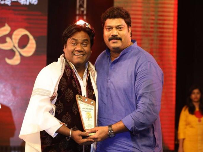 Sakharam Sheth Vidyalaya's 50th anniversary, Marathi medium school's progressive progress in Katai-Kole | काटई-कोळे येथील सखाराम शेठ विद्यालयाची पन्नाशी, मराठी माध्यमाच्या शाळेची आशादायी वाटचाल Sakharam Sheth Vidyalaya's 50th anniversary, Marathi medium school's progressive progress in Katai-Kole | काटई-कोळे येथील सखाराम शेठ विद्यालयाची पन्नाशी, मराठी माध्यमाच्या शाळेची आशादायी वाटचाल