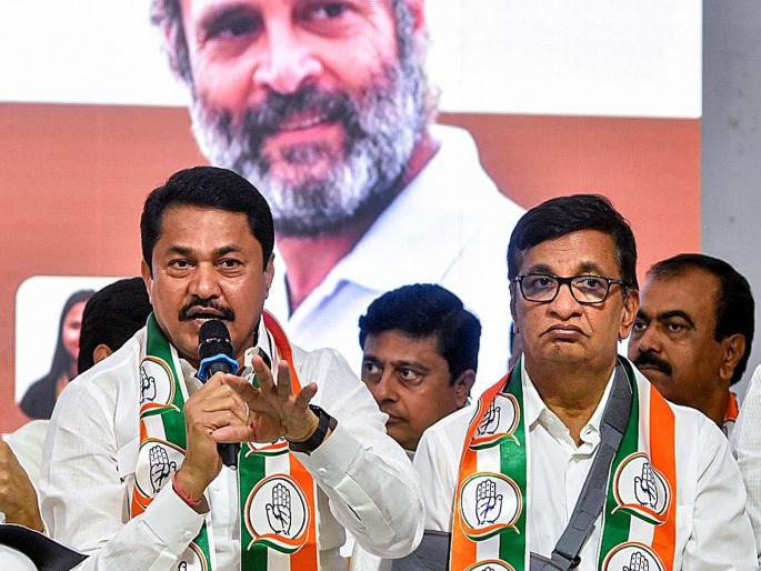 Expulsion of Jitesh Antapurkar and Zeeshan Siddique 2 Congress MLAs from the party; Information of Nana Patole | मोठी बातमी! काँग्रेसच्या 'या' २ आमदारांची पक्षातून हकालपट्टी; नाना पटोलेंची माहिती Expulsion of Jitesh Antapurkar and Zeeshan Siddique 2 Congress MLAs from the party; Information of Nana Patole | मोठी बातमी! काँग्रेसच्या 'या' २ आमदारांची पक्षातून हकालपट्टी; नाना पटोलेंची माहिती