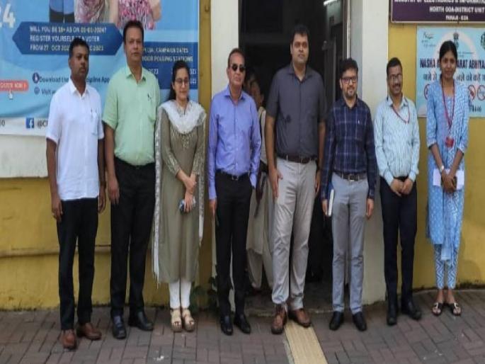 Inspection of Collector's office by Babush Monserrat: advice to move to new building | बाबूश मोन्सेरात कडून जिल्हाधिकारी कार्यालयाची पाहणी: नवीन इमारतीत हलविण्याचा सल्ला Inspection of Collector's office by Babush Monserrat: advice to move to new building | बाबूश मोन्सेरात कडून जिल्हाधिकारी कार्यालयाची पाहणी: नवीन इमारतीत हलविण्याचा सल्ला