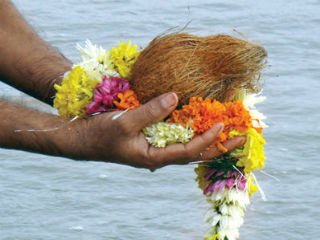 Orders at Peace Committee Meetings, Restrictions on Historic Coconut Full Moon Celebrations | शांतता समितीच्या बैठकीत आदेश, ऐतिहासिक नारळी पौर्णिमा उत्सवावर बंधने