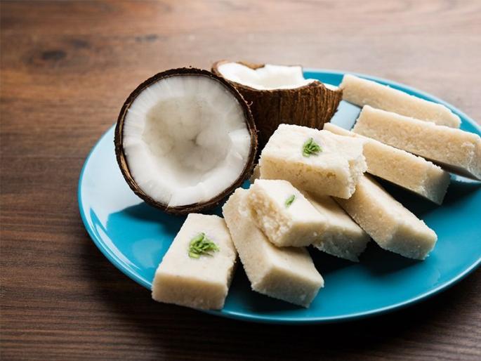 Make Narali Pournima Special with these 3 Hatke sweets; 3 in 1 Coconut Barfi, Kapurkand and Coconut Date Sondesh | नारळी पौर्णिमा स्पेशल 3 हटके मिठाया; 3 इन 1 नारळ बर्फी, कपूरकंद आणि नारळ खजूर सोंदेश