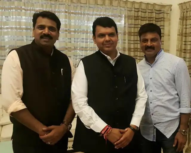 bjp leader narendra mehta raid by anti corruption bureau unaccounted assets of rs 8 25 crores | भाजप नेते नरेंद्र मेहतांकडे लाचलुचपत प्रतिबंधक विभागाचे छापे; ८.२५ कोटींची बेहिशेबी मालमत्ता