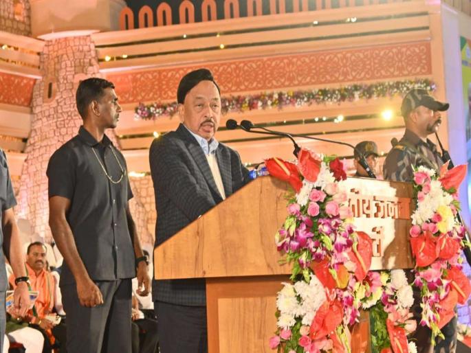 My problem is coming to BJP; Why did Narayan Rane say this in front of Devendra Fadnavis? | भाजपात आलो ही माझी अडचण, कारण..; देवेंद्र फडणवीसांसमोरच नारायण राणे असं का म्हणाले? My problem is coming to BJP; Why did Narayan Rane say this in front of Devendra Fadnavis? | भाजपात आलो ही माझी अडचण, कारण..; देवेंद्र फडणवीसांसमोरच नारायण राणे असं का म्हणाले?