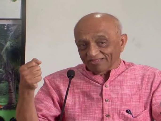 Society should accept freedom of thought: Narendra Chapalgaonkar | समाजाने उदारमतवाद, विचारस्वातंत्र्य स्वीकारावे : नरेंद्र चपळगावकर Society should accept freedom of thought: Narendra Chapalgaonkar | समाजाने उदारमतवाद, विचारस्वातंत्र्य स्वीकारावे : नरेंद्र चपळगावकर