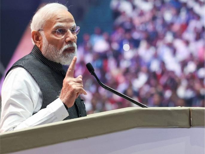 Modi mantra to increase income Prime Minister's advice to farmers; Two big schemes worth Rs 35,440 crore launched | उत्पन्न वाढवण्याचा 'मोदी मंत्र'! पंतप्रधानांचा शेतकऱ्यांना सल्ला; ३५,४४० कोटी रुपयांच्या दोन मोठ्या योजना सुरू