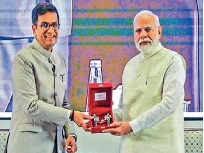 There are laws for the safety of women, but we need speedy justice ... Only then will women feel safe in the society, Prime Minister Narendra Modi expressed his opinion | "महिलांच्या सुरक्षेसाठी कायदे आहेत, पण जलद न्याय हवा ...तरच महिलांना समाजात वाटेल सुरक्षित", पंतप्रधान नरेंद्र मोदी यांनी व्यक्त केलं मत There are laws for the safety of women, but we need speedy justice ... Only then will women feel safe in the society, Prime Minister Narendra Modi expressed his opinion | "महिलांच्या सुरक्षेसाठी कायदे आहेत, पण जलद न्याय हवा ...तरच महिलांना समाजात वाटेल सुरक्षित", पंतप्रधान नरेंद्र मोदी यांनी व्यक्त केलं मत