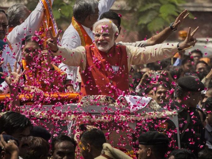 Chinese media accepts Modi's aggression, Modi brand's 2017 year | चीनी मीडियाने मान्य केला 'मोदी लाटे'चा दबदबा, 'मोदी ब्रॅण्ड'ने गाजवलं 2017 वर्ष