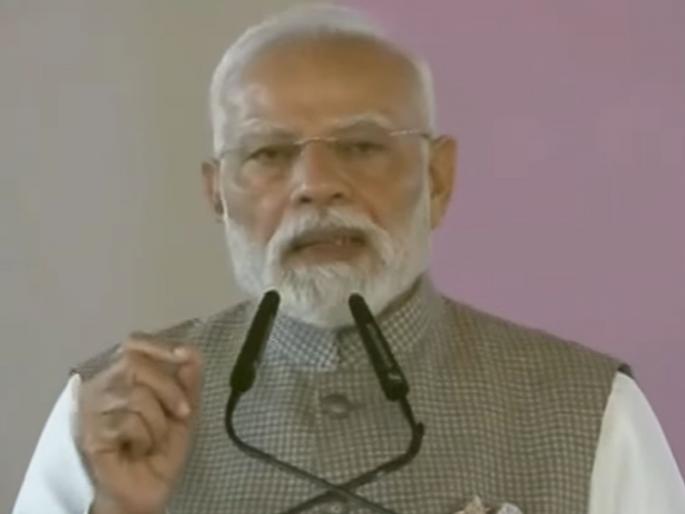 pm-modi-inaugerates-navi-mumbai-airport That government had stopped this work, this is nothing less than a sin!", PM narendra Modi lashed out at Thackeray government | "त्या सरकारनं 'हे' कामच थांबवलं होतं, हे एखाद्या पापापेक्षा कमी नाही!", PM मोदी 'ठाकरे' सरकारवर बरसले