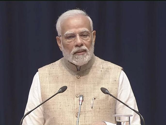 'Narendra Modi in Maharashtra to take Mumbai's diamond industry and the rest of the industry to Gujarat', Congress criticizes | 'मुंबईतील हिरे उद्योगासह उर्वरित उद्योगही गुजरातला नेण्यासाठी मोदी महाराष्ट्रात', काँग्रेसची बोचरी टीका 'Narendra Modi in Maharashtra to take Mumbai's diamond industry and the rest of the industry to Gujarat', Congress criticizes | 'मुंबईतील हिरे उद्योगासह उर्वरित उद्योगही गुजरातला नेण्यासाठी मोदी महाराष्ट्रात', काँग्रेसची बोचरी टीका