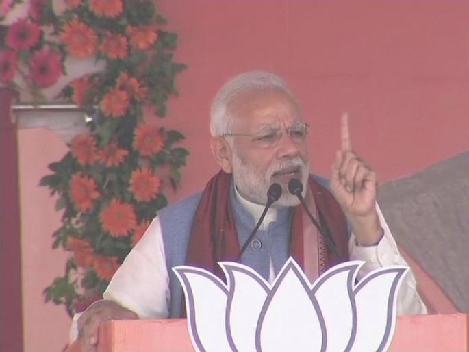 PM Narendra Modi attacks opposition in odisha balangir on monday | ज्यांची कमाई रोखली, ते बदल्यासाठी एकत्र येताहेत; पंतप्रधान मोदींचं विरोधकांवर टीकास्त्र PM Narendra Modi attacks opposition in odisha balangir on monday | ज्यांची कमाई रोखली, ते बदल्यासाठी एकत्र येताहेत; पंतप्रधान मोदींचं विरोधकांवर टीकास्त्र