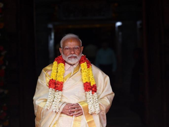 Ram Mandir: Narendra Modi really fasted? I doubt...'' the senior Congress leader veerappa moily doubted | "नरेंद्र मोदींनी खरंच उपवास धरला होता? मला संशय…’’ काँग्रेसच्या ज्येष्ठ नेत्याने घेतली शंका    Ram Mandir: Narendra Modi really fasted? I doubt...'' the senior Congress leader veerappa moily doubted | "नरेंद्र मोदींनी खरंच उपवास धरला होता? मला संशय…’’ काँग्रेसच्या ज्येष्ठ नेत्याने घेतली शंका