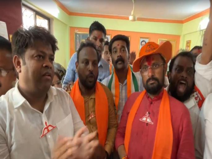 Naresh Mhaske's show of strength in the Thackeray faction | ठाकरे गटाच्या शाखेत नरेश म्हस्के यांचे शक्ती प्रदर्शन