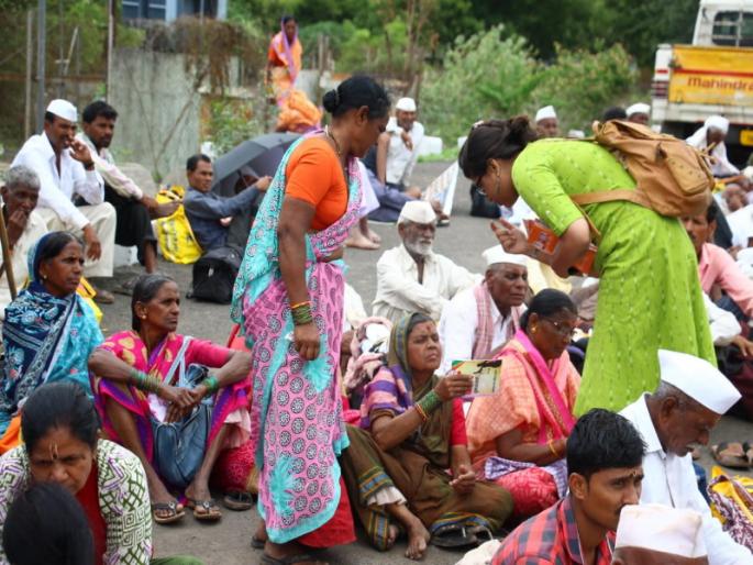 Spontaneous response to the State Women's Commission's wari Women's Narration programme | राज्य महिला आयोगाच्या वारी नारीशक्ती उपक्रमाला उत्स्फूर्त प्रतिसाद Spontaneous response to the State Women's Commission's wari Women's Narration programme | राज्य महिला आयोगाच्या वारी नारीशक्ती उपक्रमाला उत्स्फूर्त प्रतिसाद