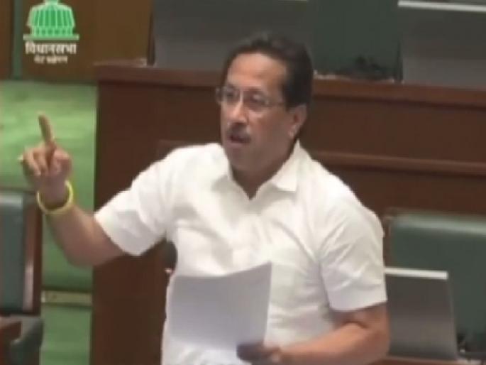 Stop toll collection on Kolhapur Bengaluru highway, Chandradeep Narke demands in the session | कोल्हापूर-बेंगळुरु महामार्गावरील टोलवसुली बंद करा, चंद्रदीप नरके यांची अधिवेशनात मागणी Stop toll collection on Kolhapur Bengaluru highway, Chandradeep Narke demands in the session | कोल्हापूर-बेंगळुरु महामार्गावरील टोलवसुली बंद करा, चंद्रदीप नरके यांची अधिवेशनात मागणी