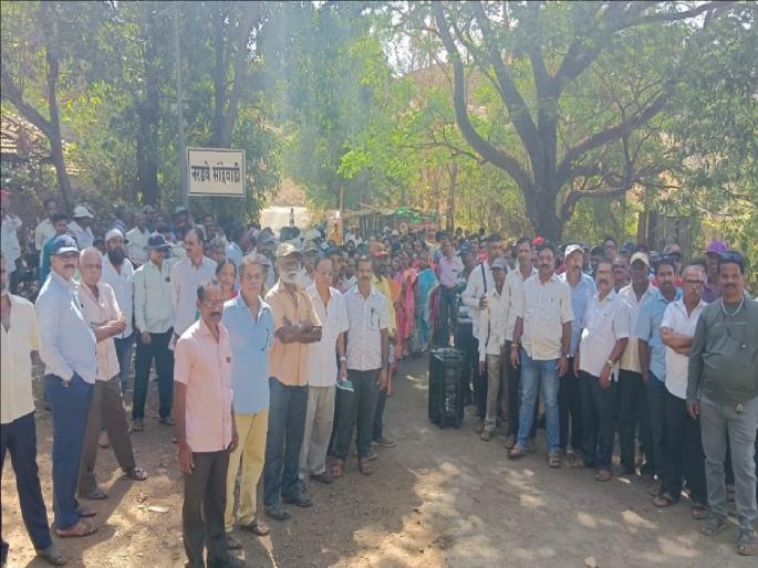 Sindhudurg- Nardve Dam project work continues under police protection, strong opposition from project victims | Sindhudurg- नरडवे धरण प्रकल्पाचे काम पोलिस बंदोबस्तात सुरू, प्रकल्पग्रस्तांचा तीव्र विरोध; वातावरण तणावपूर्ण  Sindhudurg- Nardve Dam project work continues under police protection, strong opposition from project victims | Sindhudurg- नरडवे धरण प्रकल्पाचे काम पोलिस बंदोबस्तात सुरू, प्रकल्पग्रस्तांचा तीव्र विरोध; वातावरण तणावपूर्ण