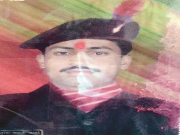 We shouted! : Standing on the border, Sena Tanay, Shipi Suresh Narvade | शूरा आम्ही वंदिले! : खडे हैं सीमा पर सीना ताने,शिपाई सुरेश नरवडे We shouted! : Standing on the border, Sena Tanay, Shipi Suresh Narvade | शूरा आम्ही वंदिले! : खडे हैं सीमा पर सीना ताने,शिपाई सुरेश नरवडे