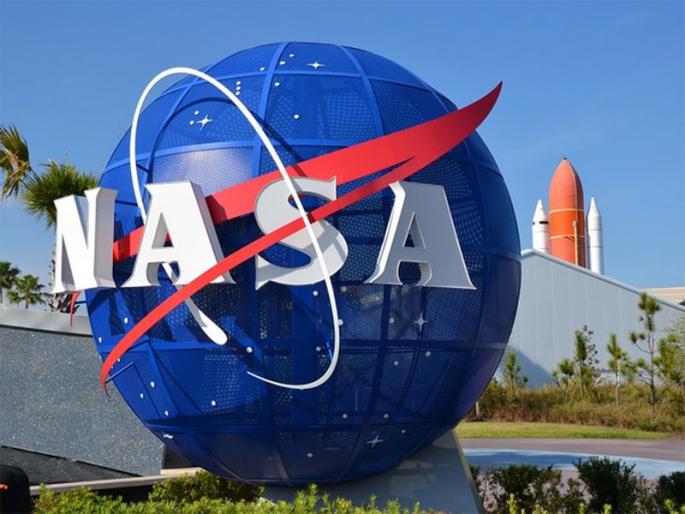 NASA's first space mission in ten years; Space X will be launched with two astronauts | दहा वर्षांनंतर ‘नासा’ची पहिली अंतराळ मोहीम; दोन अंतराळवीरांसह ‘स्पेस एक्स’ झेपावणार