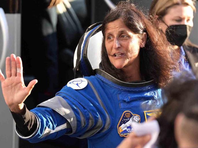 Trapped in space, Sunita Williams' problems escalate When will return to earth? NASA gave a big update | अंतराळात अडकलेल्या सुनीता विल्यम्सच्या अडचणी वाढल्या; पृथ्वीवर कधी परतणार? नासा'ने दिली मोठी अपडेट Trapped in space, Sunita Williams' problems escalate When will return to earth? NASA gave a big update | अंतराळात अडकलेल्या सुनीता विल्यम्सच्या अडचणी वाढल्या; पृथ्वीवर कधी परतणार? नासा'ने दिली मोठी अपडेट