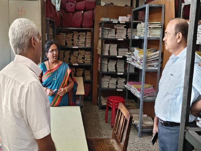 West Division staff missing on duty; On Administrator action mode | पश्चिम विभागातील कर्मचारी ऑनड्युटी गायब; प्रशासक ॲक्शन मोडवर West Division staff missing on duty; On Administrator action mode | पश्चिम विभागातील कर्मचारी ऑनड्युटी गायब; प्रशासक ॲक्शन मोडवर