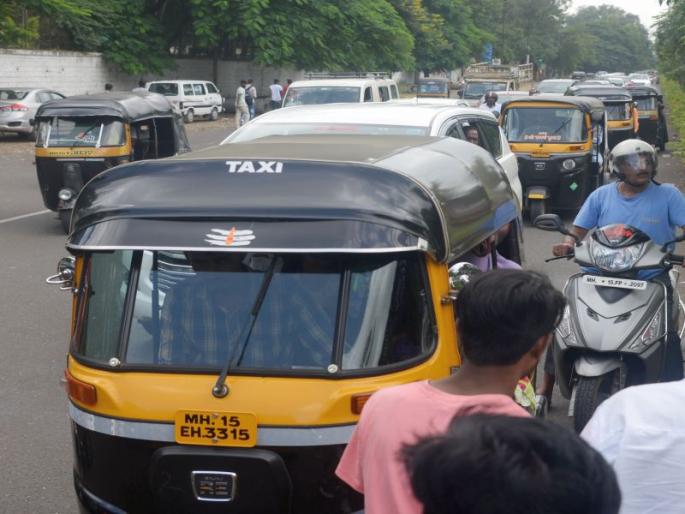 Nangare Patil: Thousands of rickshaws will be expelled from Nashik city | नांगरे पाटील : नाशिक शहरातून १० हजार रिक्षा होणार हद्दपार Nangare Patil: Thousands of rickshaws will be expelled from Nashik city | नांगरे पाटील : नाशिक शहरातून १० हजार रिक्षा होणार हद्दपार