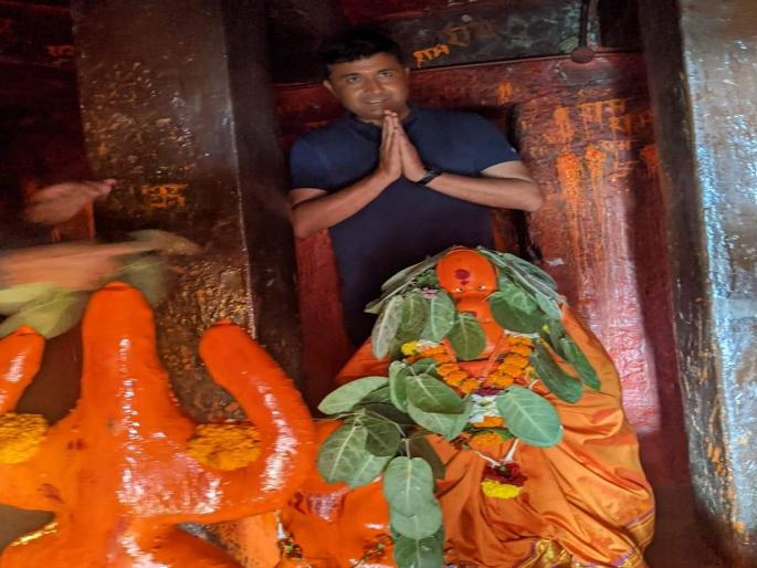 "Jai Hanuman Jnana Guna Sagar...", Sake to Hanuman for the success of the Chandrayaan mission in Nashik | "जय हनुमान ज्ञान गुण सागर...", नाशकात चंद्रयान मोहिमेच्या यशस्वीतेसाठी हनुमंताला साकडे! "Jai Hanuman Jnana Guna Sagar...", Sake to Hanuman for the success of the Chandrayaan mission in Nashik | "जय हनुमान ज्ञान गुण सागर...", नाशकात चंद्रयान मोहिमेच्या यशस्वीतेसाठी हनुमंताला साकडे!