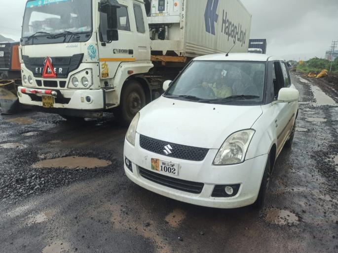 nashik mumbai highway review meeting dilemma | नाशिक - मुंबई महामार्ग आढाव्याच्या बैठकीचीही कोंडी! nashik mumbai highway review meeting dilemma | नाशिक - मुंबई महामार्ग आढाव्याच्या बैठकीचीही कोंडी!