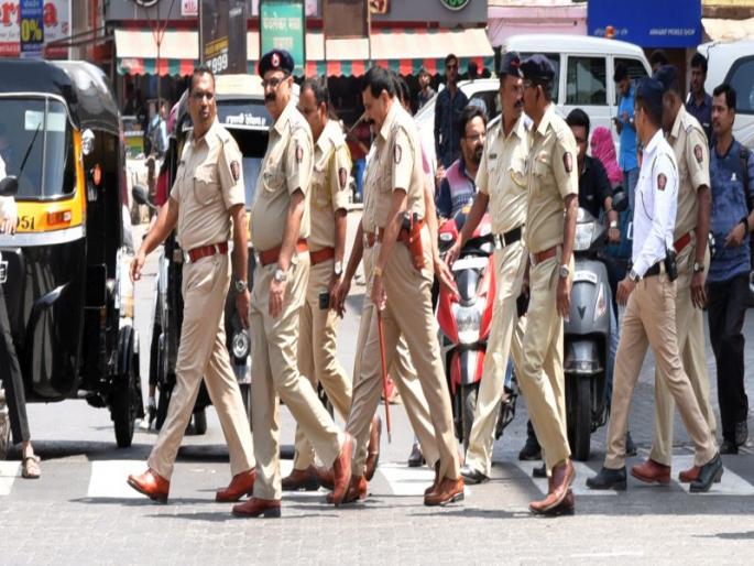 Police Commissionerate: 96 'Khki' baton on convicted criminals | पोलिस आयुक्तालय हद्द : ९४ सराईत गुन्हेगारांवर ‘खाकी’चा दंडुका Police Commissionerate: 96 'Khki' baton on convicted criminals | पोलिस आयुक्तालय हद्द : ९४ सराईत गुन्हेगारांवर ‘खाकी’चा दंडुका