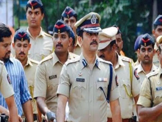 'Smart' action: Nashik police warn criminals to 'understand, improve' | ‘स्मार्ट’ कारवाई : नाशिक पोलिसांचा गुन्हेगारांना ‘समझ जाओ, सुधर जाओ’चा इशारा 'Smart' action: Nashik police warn criminals to 'understand, improve' | ‘स्मार्ट’ कारवाई : नाशिक पोलिसांचा गुन्हेगारांना ‘समझ जाओ, सुधर जाओ’चा इशारा