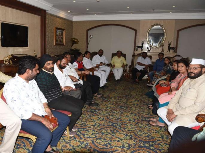 Mayor of Nashik, the candidate has not yet announced the rope | नाशिकच्या महापौरपदासाठी रस्सीखेच, अद्याप उमेदवार घोषित नाही Mayor of Nashik, the candidate has not yet announced the rope | नाशिकच्या महापौरपदासाठी रस्सीखेच, अद्याप उमेदवार घोषित नाही